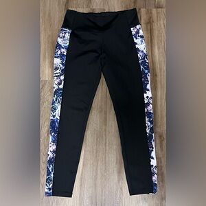 Women's Nicole Miller Sport Athletic Leggings With Floral Siding